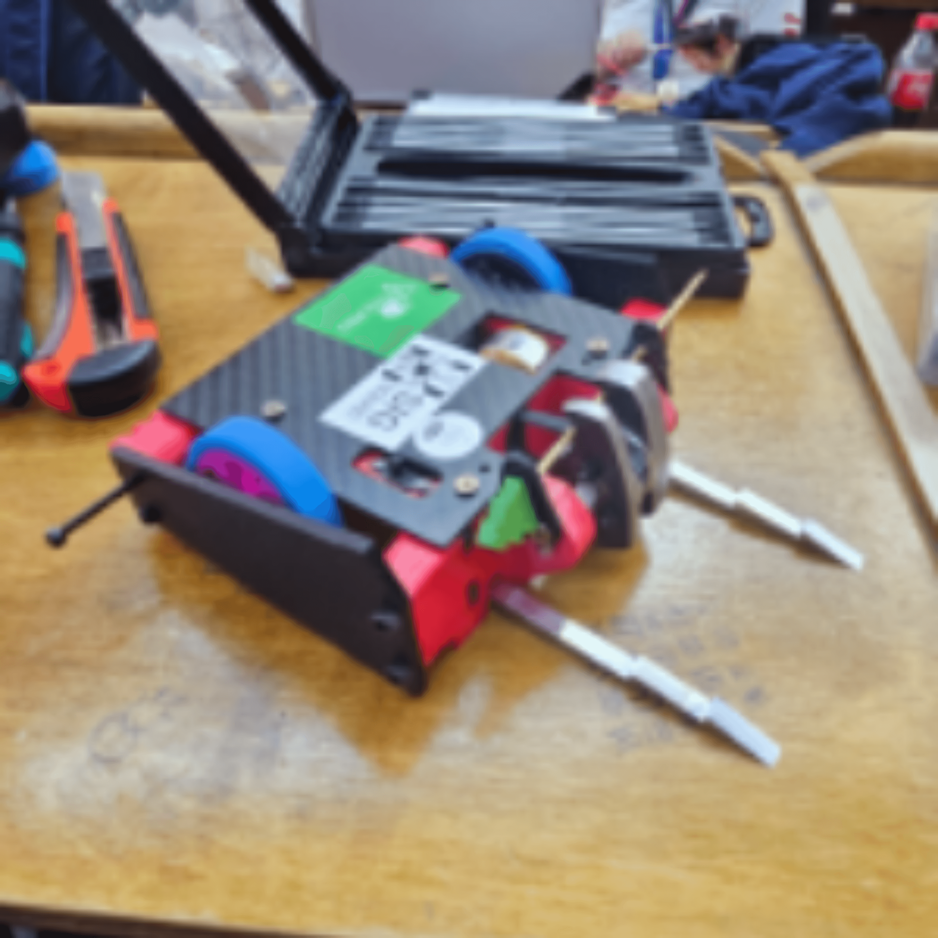 Antweight 454g sacensību robots